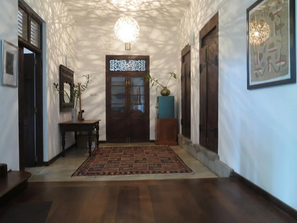 The Mirror Mansion Hotel Rajagiriya Gæstehus